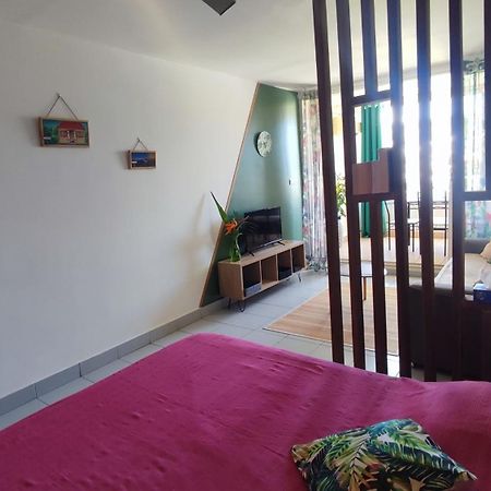 Appartement Les Franciseas à Saint-Gilles Les Bains Extérieur photo