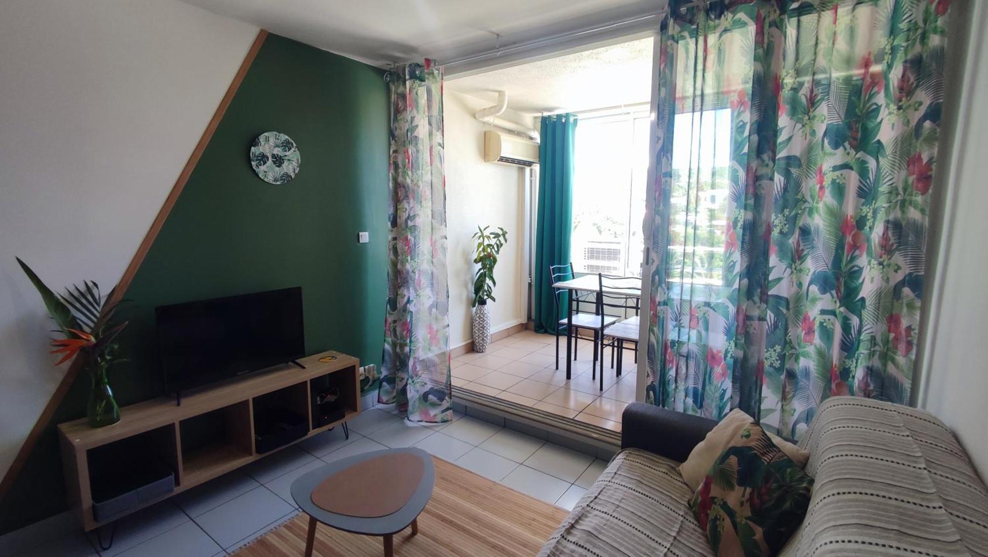 Appartement Les Franciseas à Saint-Gilles Les Bains Extérieur photo